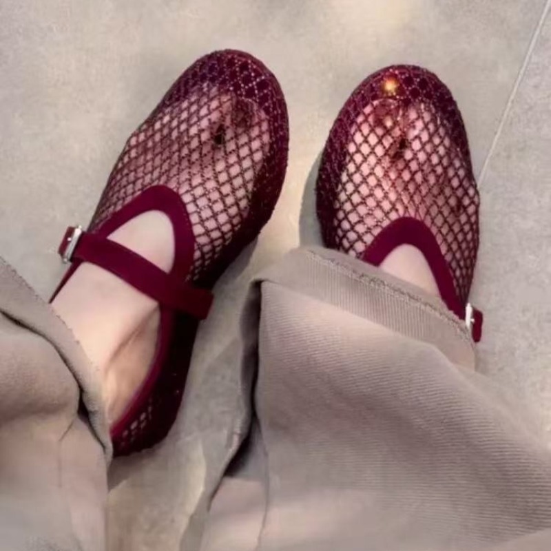 Hollow Rhinestone Baotou Sanda - Mule Slip On 评论和价格